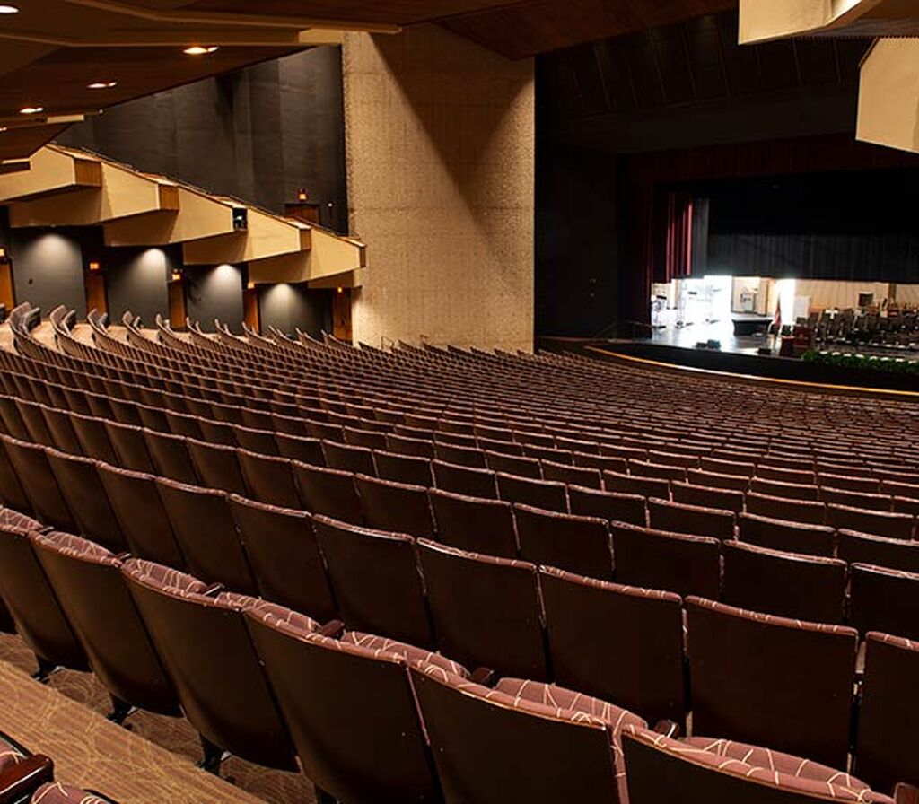 Texas A&M University, Rudder Auditorium with model 216.220.350.220…