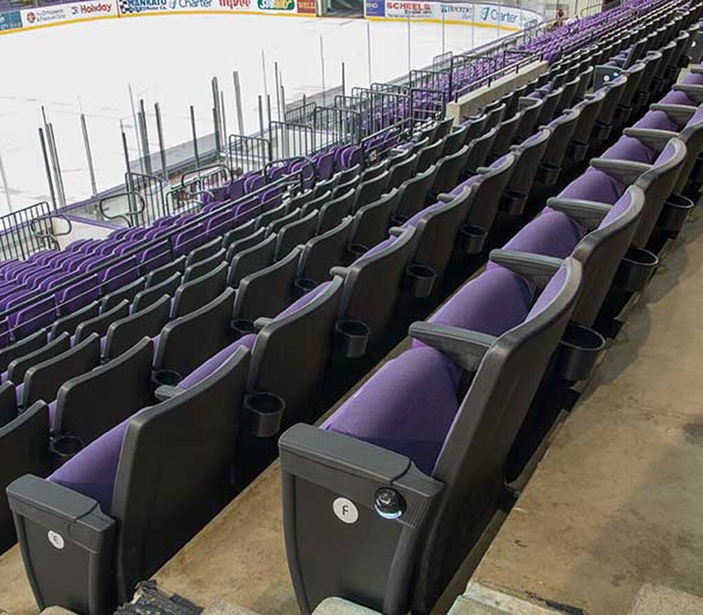 Verizon Wireless Arena with models 90.12.10.4 Citation and 30.52.00.30